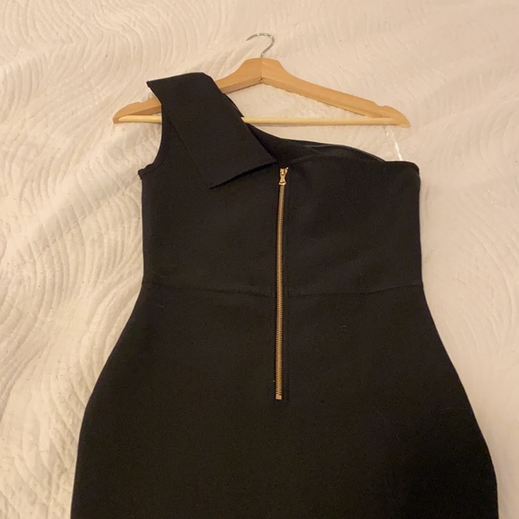 BLACK MIDI BANDAGE DRESS - Picture 2 of 2